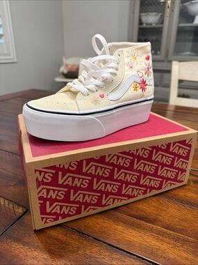 Vans Cream High-Top Platform Sneaker with Floral Embroidery